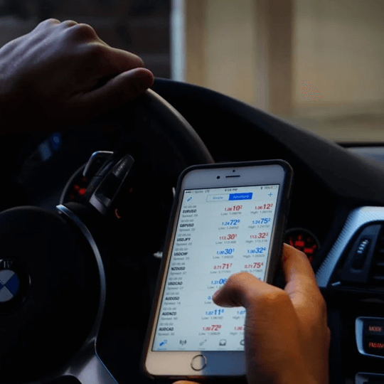 Aube Luxavor équipe d'experts en investissement cryptographique